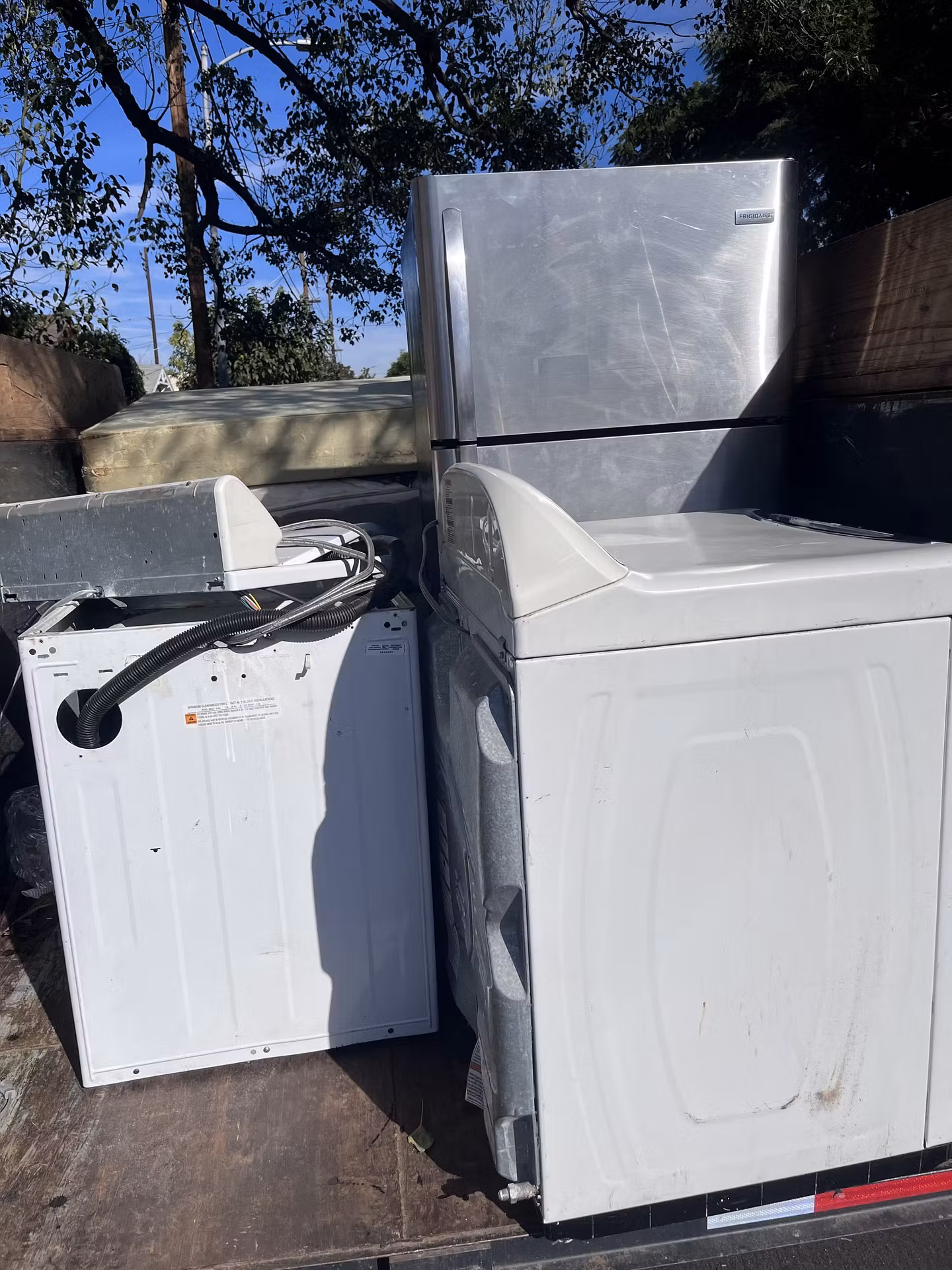 Refrigerator Removal Service In Boring