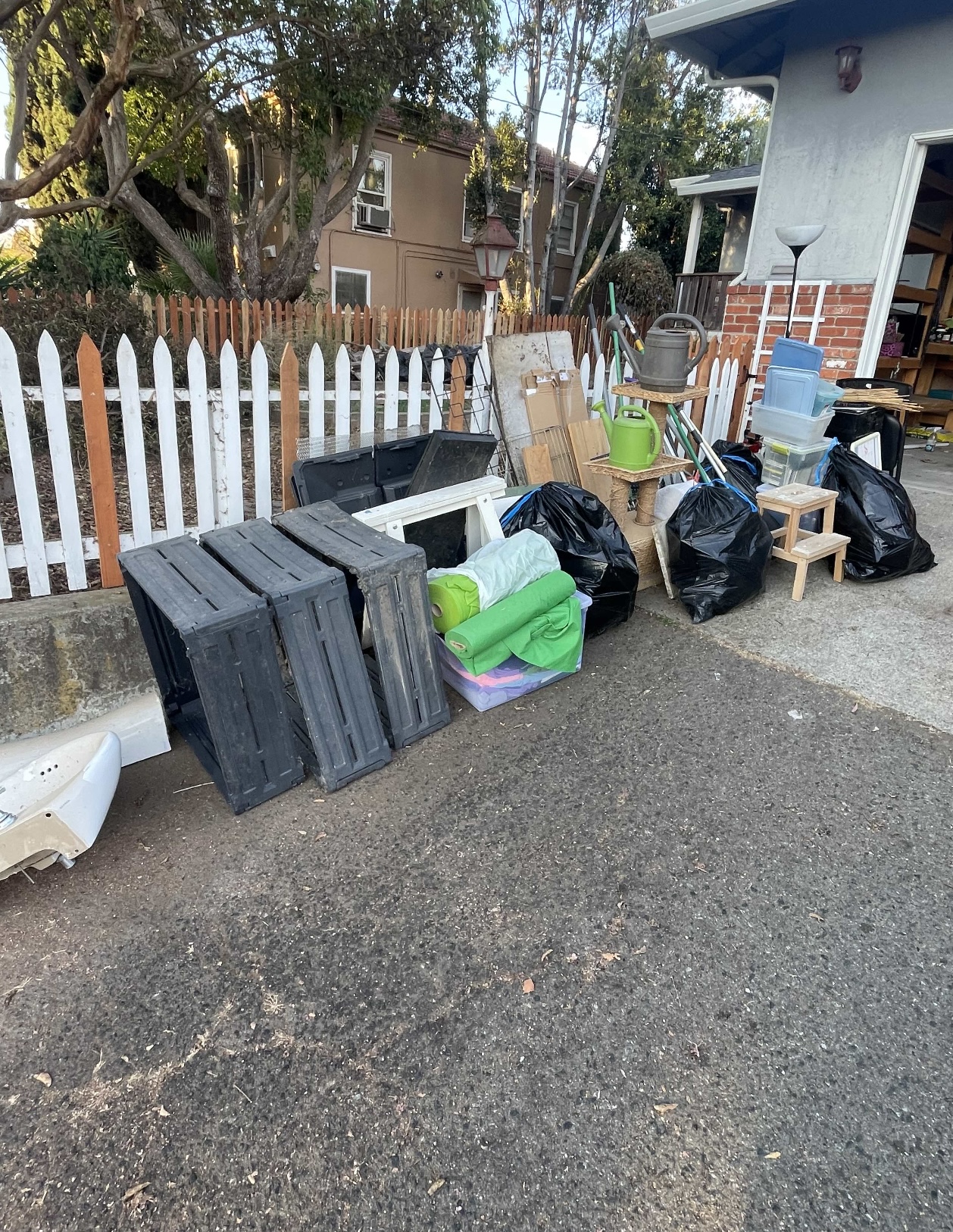Rental Unit Cleanout In Boring