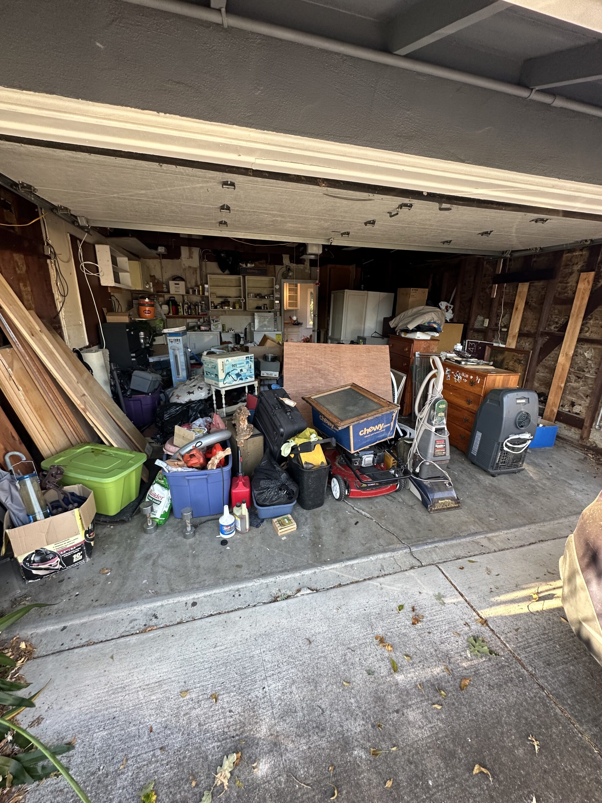 Storage Unit Cleanout Service In Boring