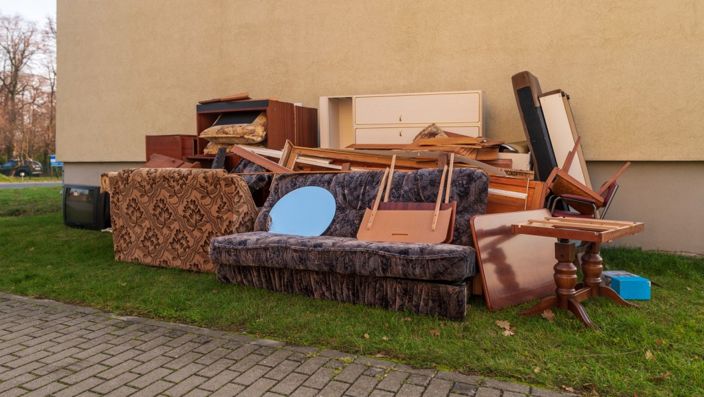 Furniture Removal Service In Boring