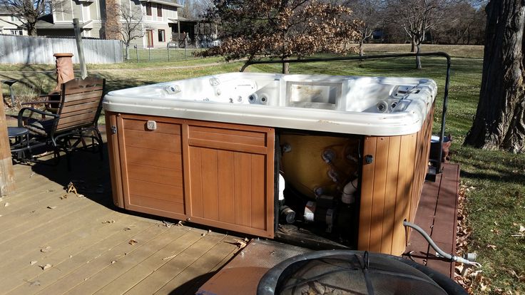 Hot Tub Removal Service In Boring